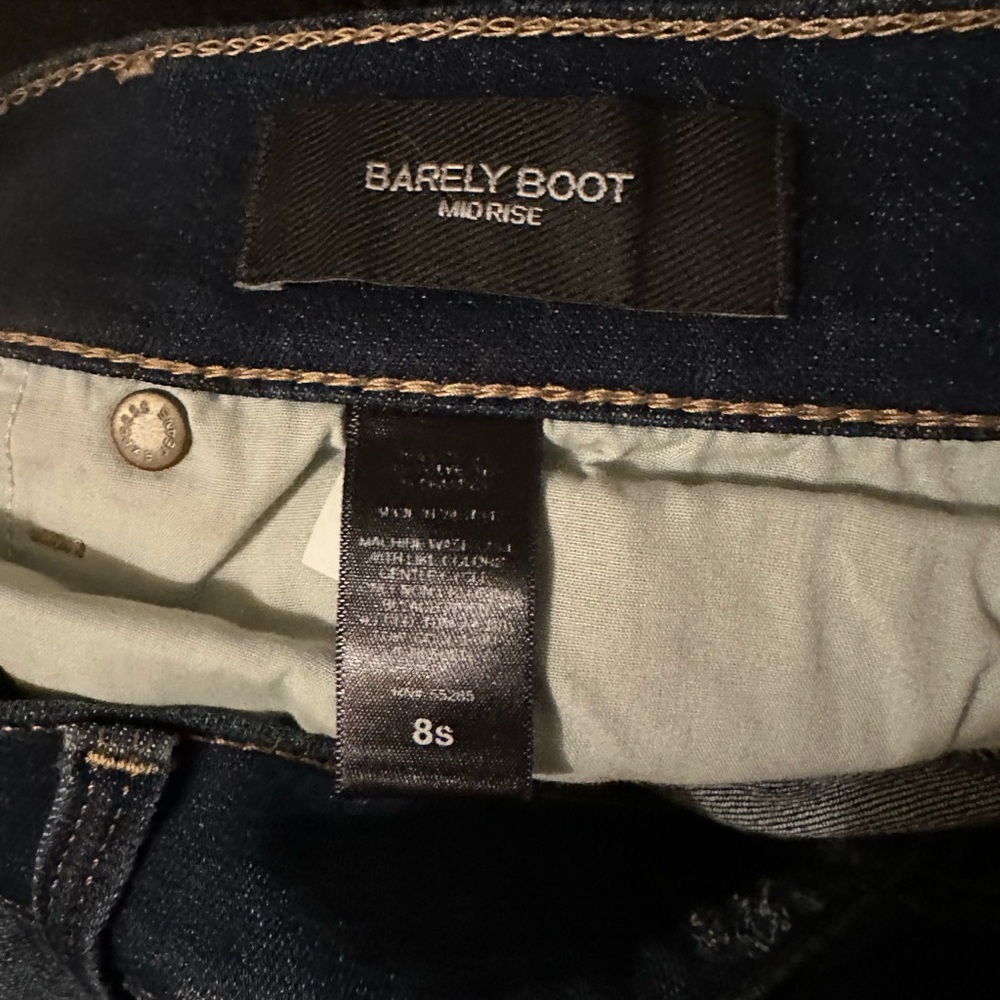 Express Barely Boot Midrise Size 8 Short Jeans - image 4